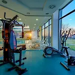 Club218 Wellness Apartment Siofok