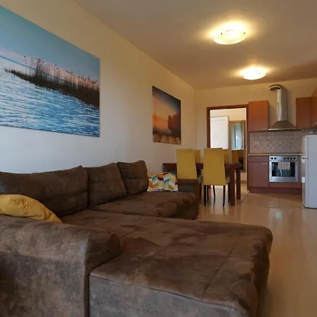 Club218 Wellness Apartman *