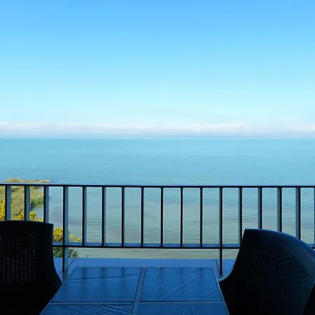 Club218 Wellness Apartman *